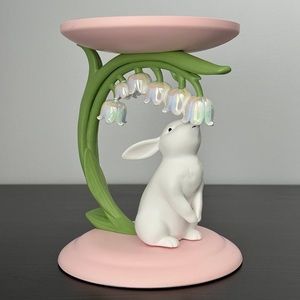 Bath & Body Works - Lily of the Bunny 3-Wick Candle Holder [New]